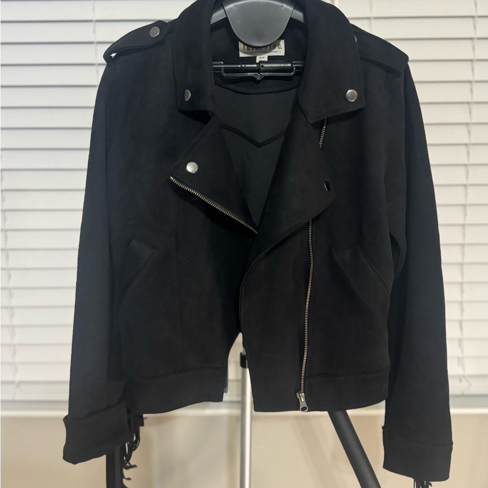 IDYLLWIND BY MIRANDA LAMBERT Fringe Jacket sz Small black like new Nashville